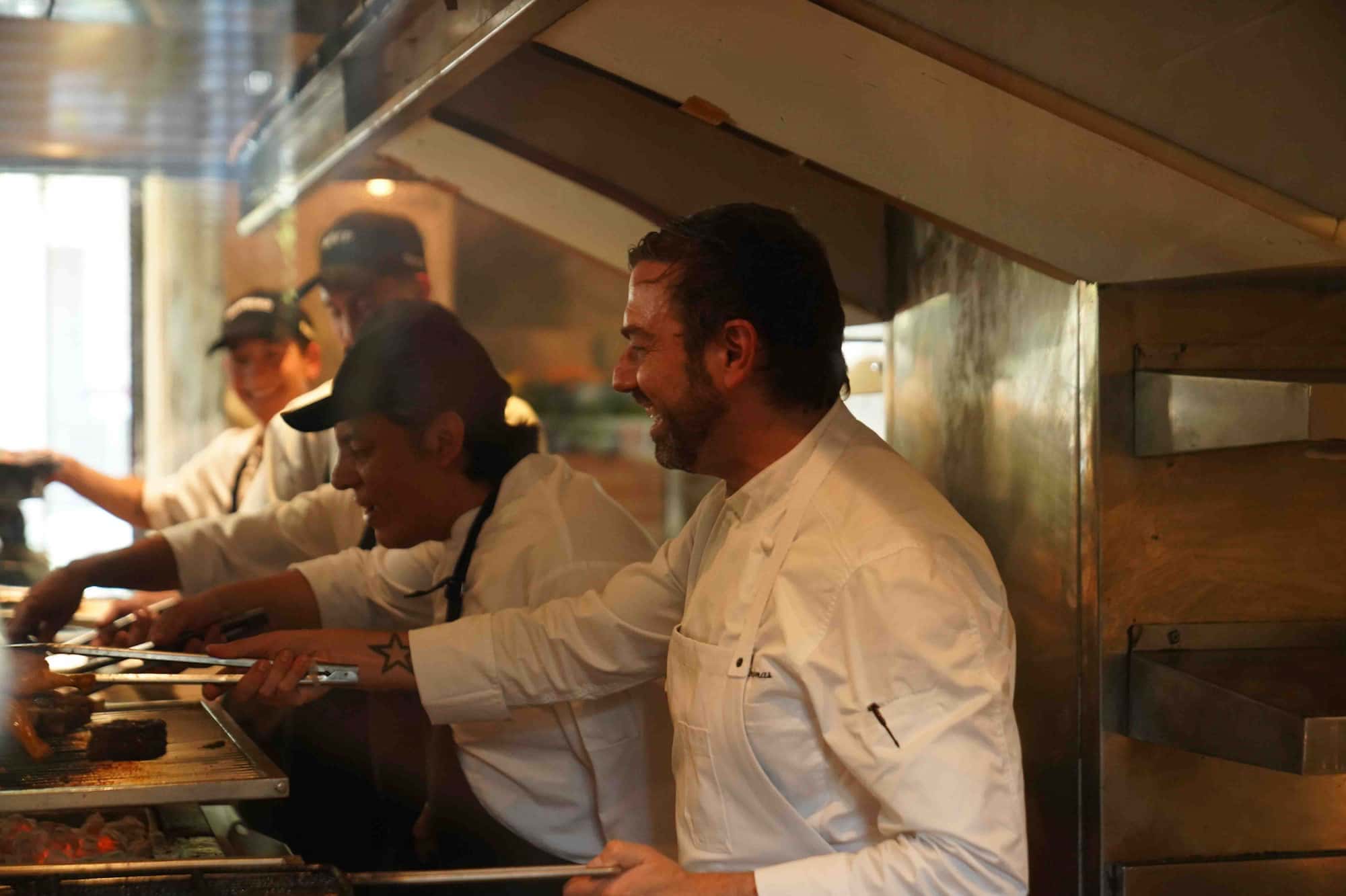 DSC00005 Equipo restaurante Carbón